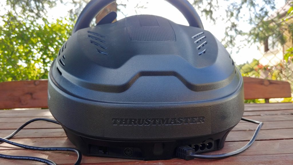 Thrustmaster T300 RS GT 6
