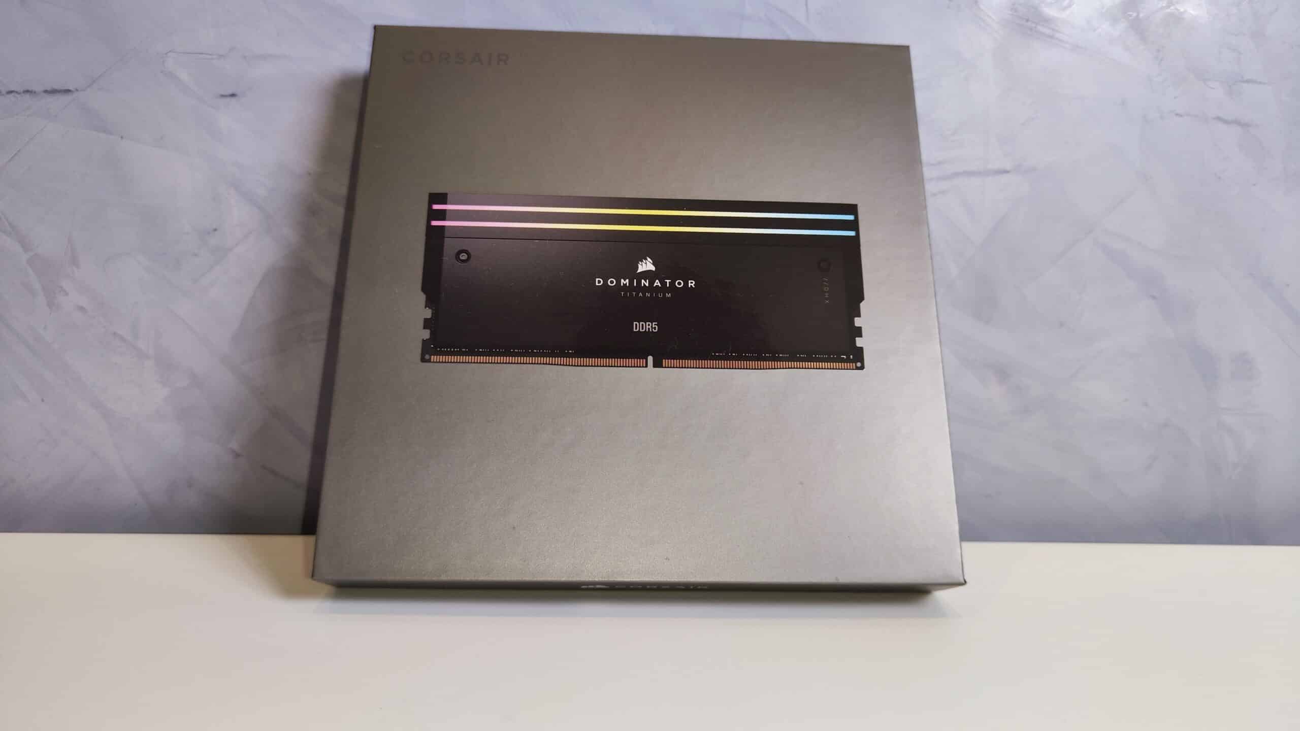 Corsair Dominator Titanium RGB 2x16GB 7600 MTs CL36 2 scaled