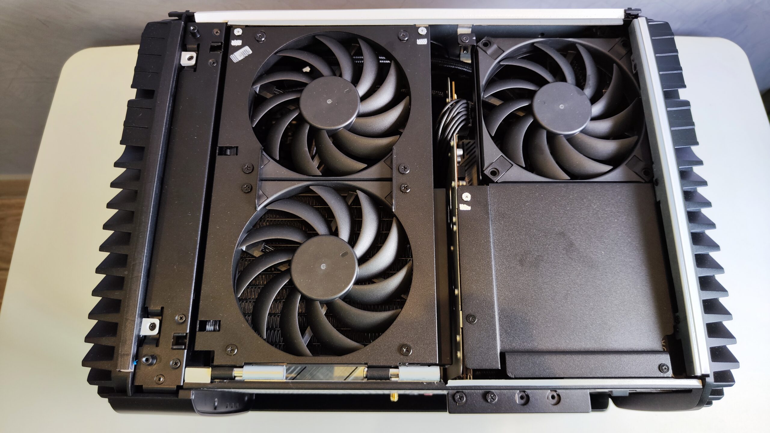 Corsair One i500 15 scaled