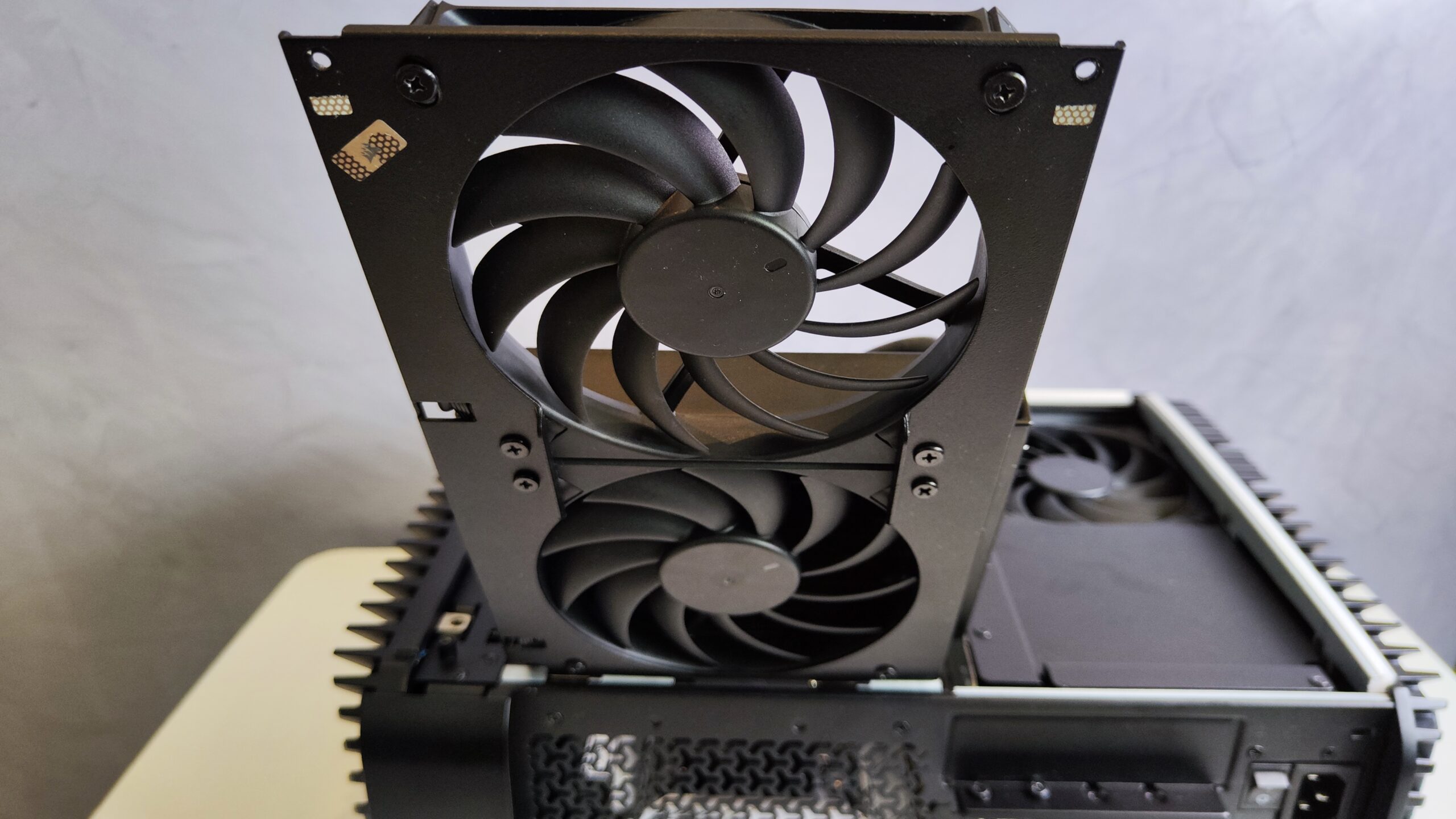 Corsair One i500 17 scaled