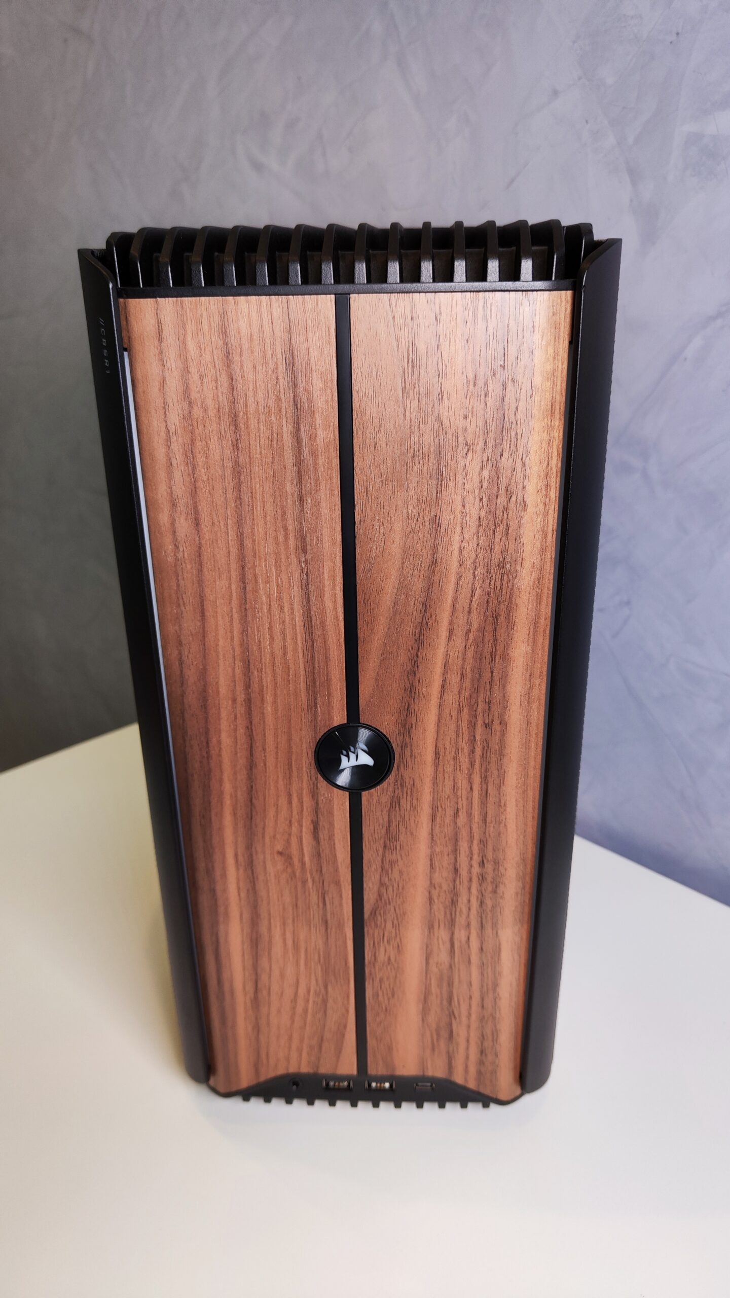 Corsair One i500 3 scaled