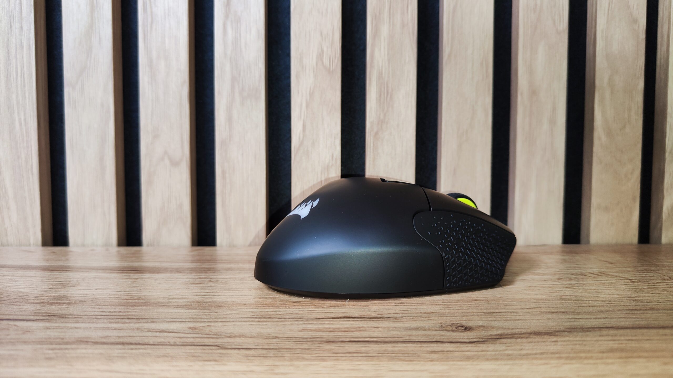 Corsair Scimitar Elite Wireless SE 8 scaled