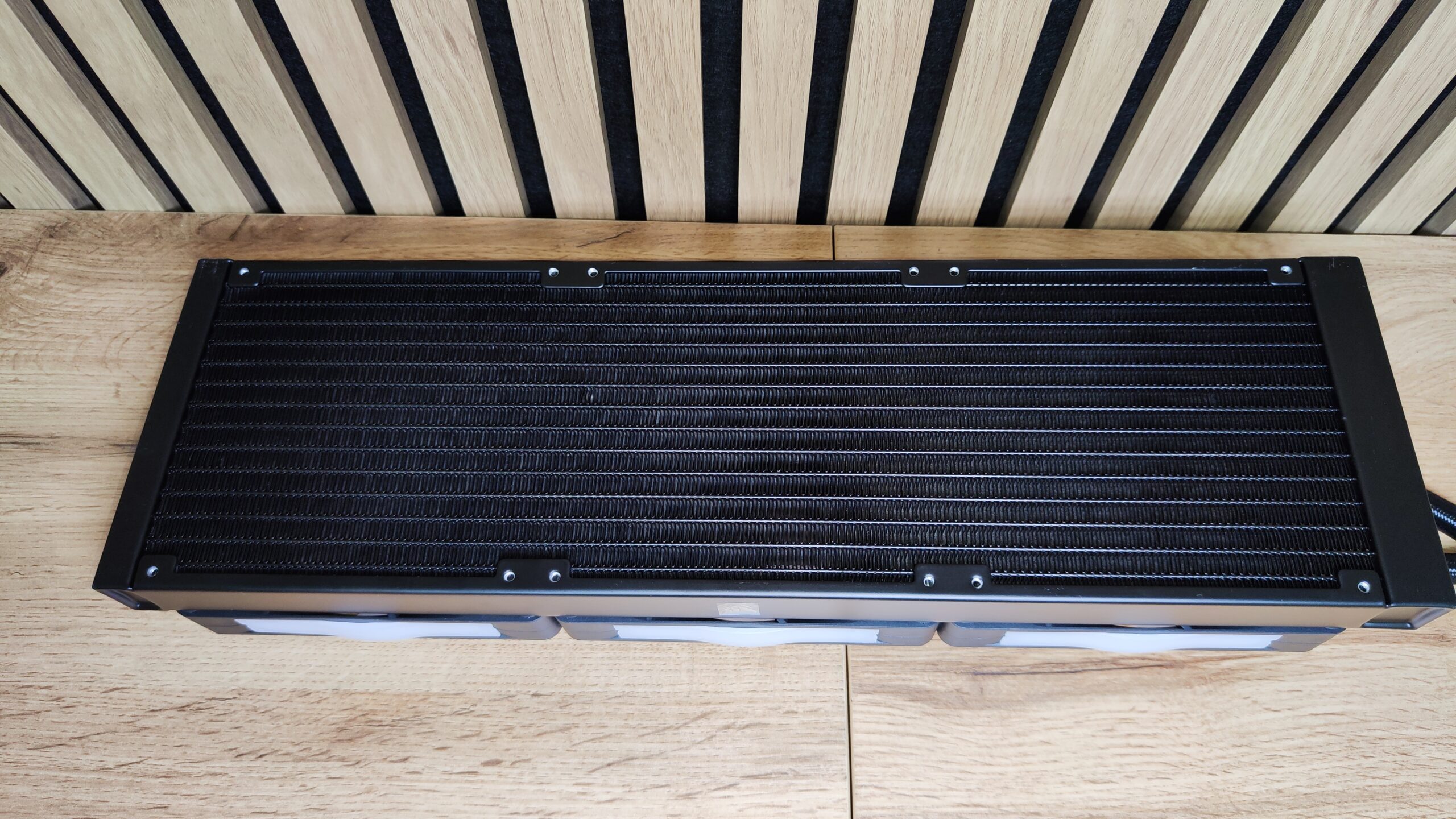 Corsair iCUE Link Titan 420 RX RGB 12 scaled