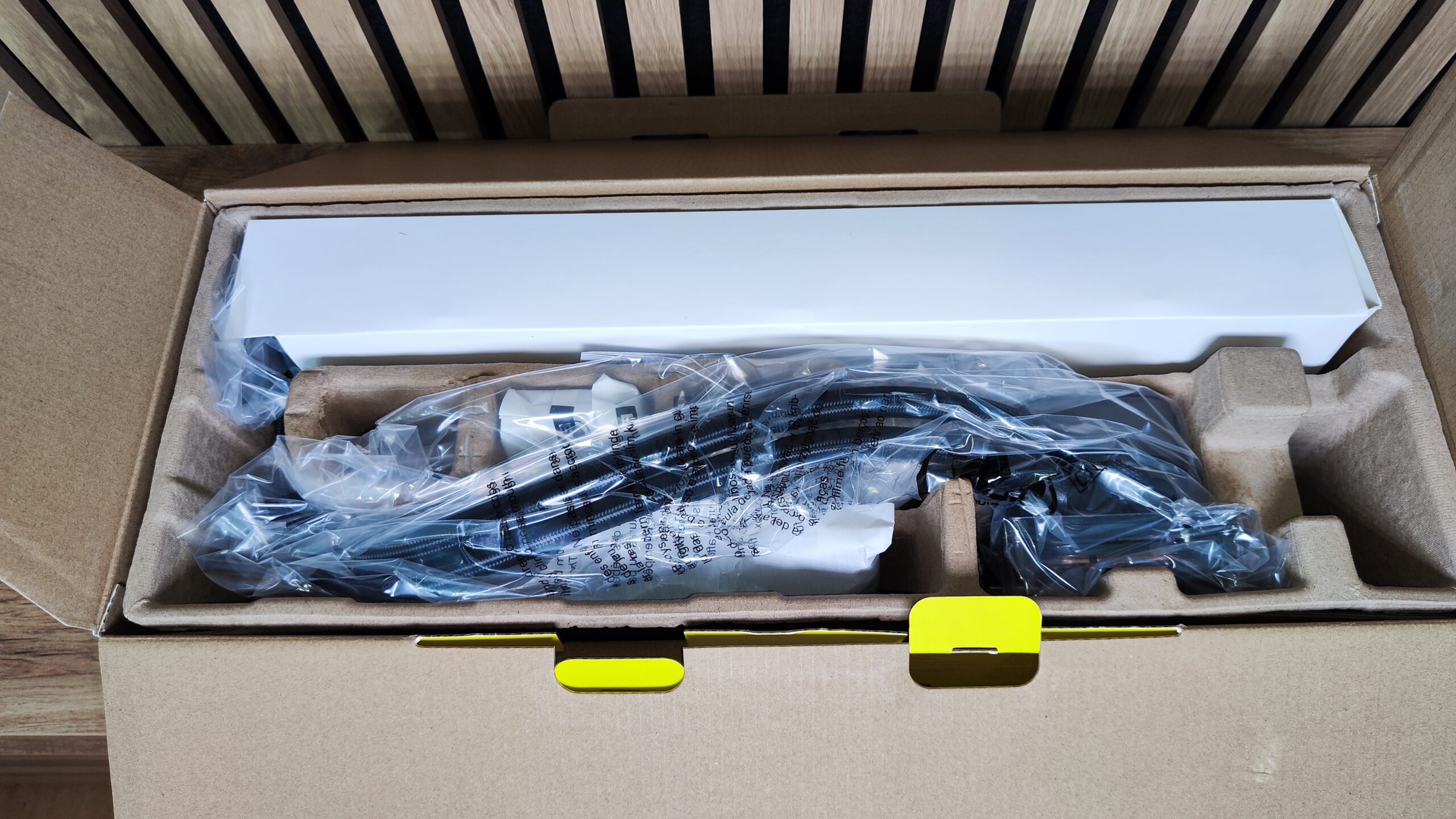 Corsair iCUE Link Titan 420 RX RGB 3 scaled