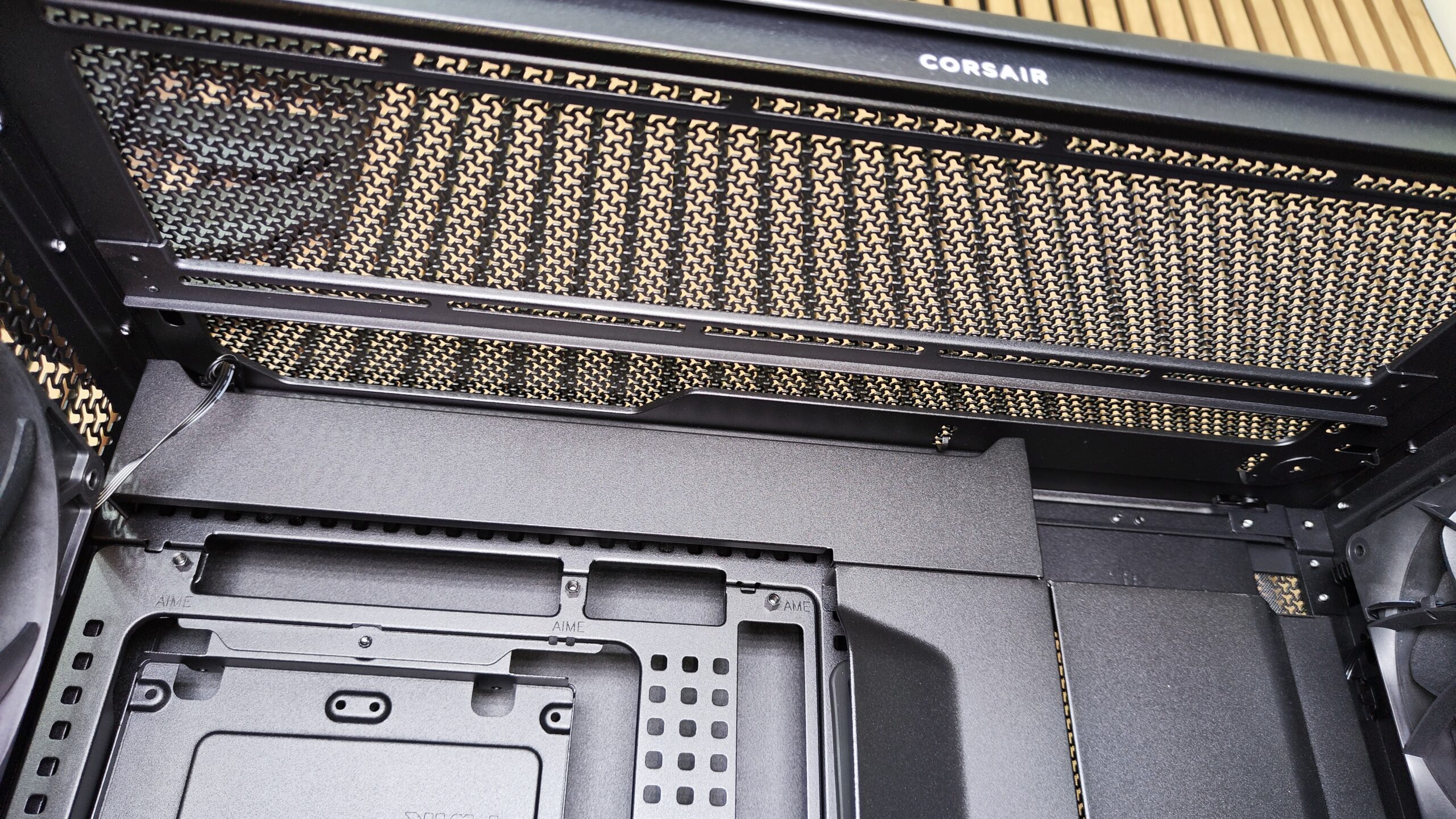 Corsair Frame 5000D RS 9 scaled