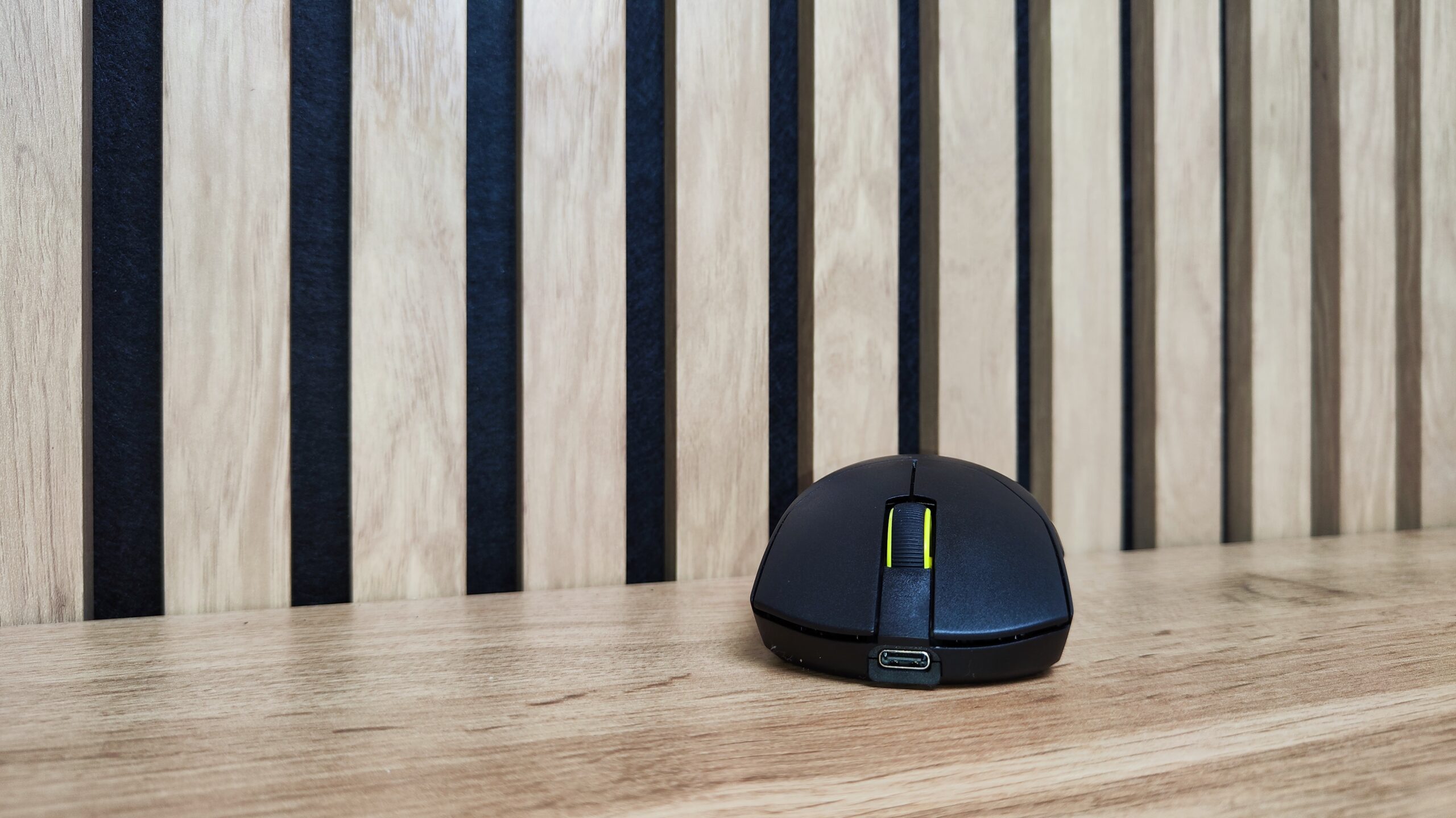 Corsair Sabre V2 Pro Ultralight Wireless 10 scaled