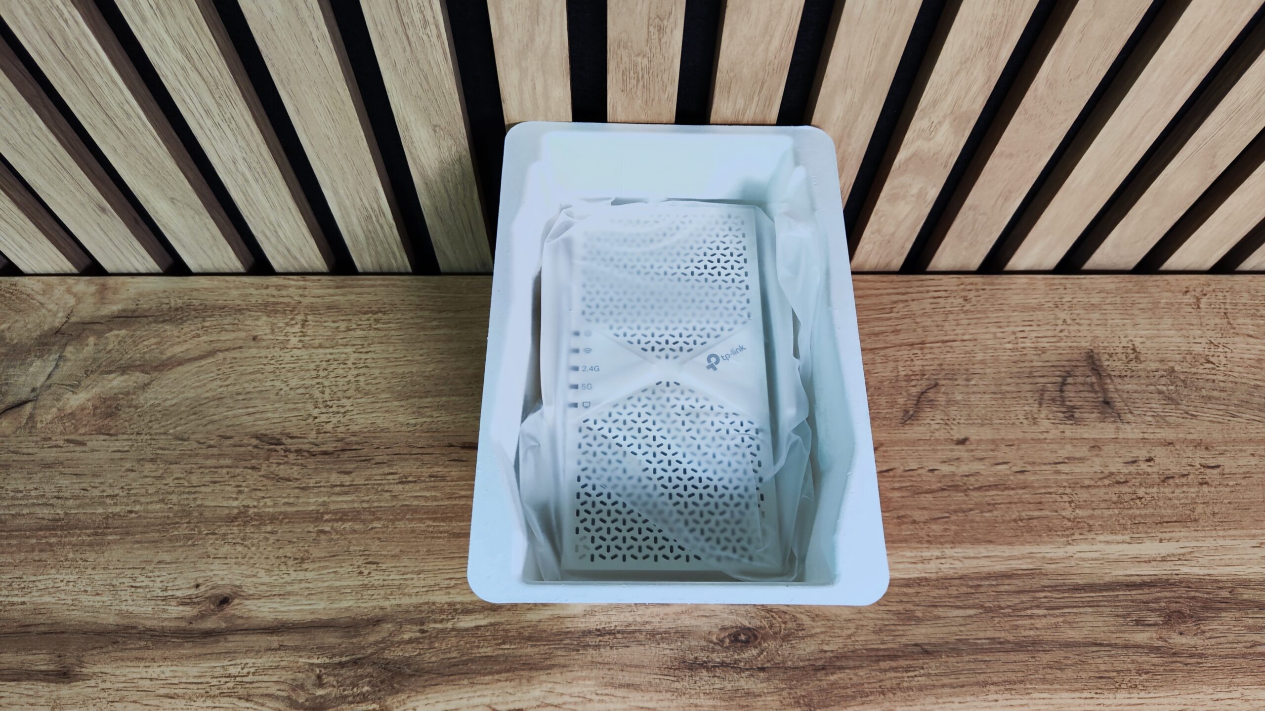 TP Link RE405BE 4 scaled