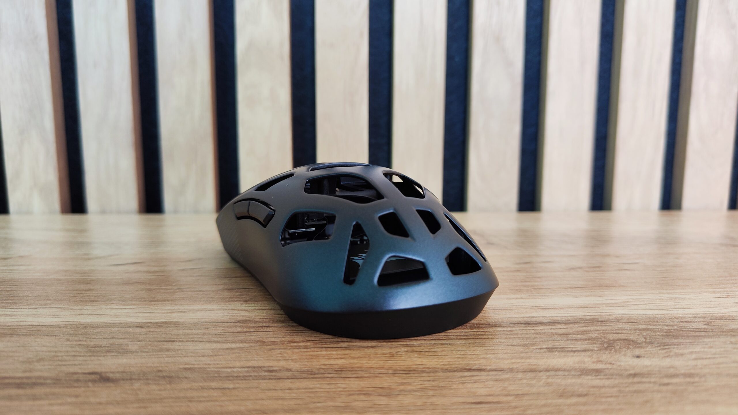 Corsair Sabre V2 Pro Wireless MG 10 scaled