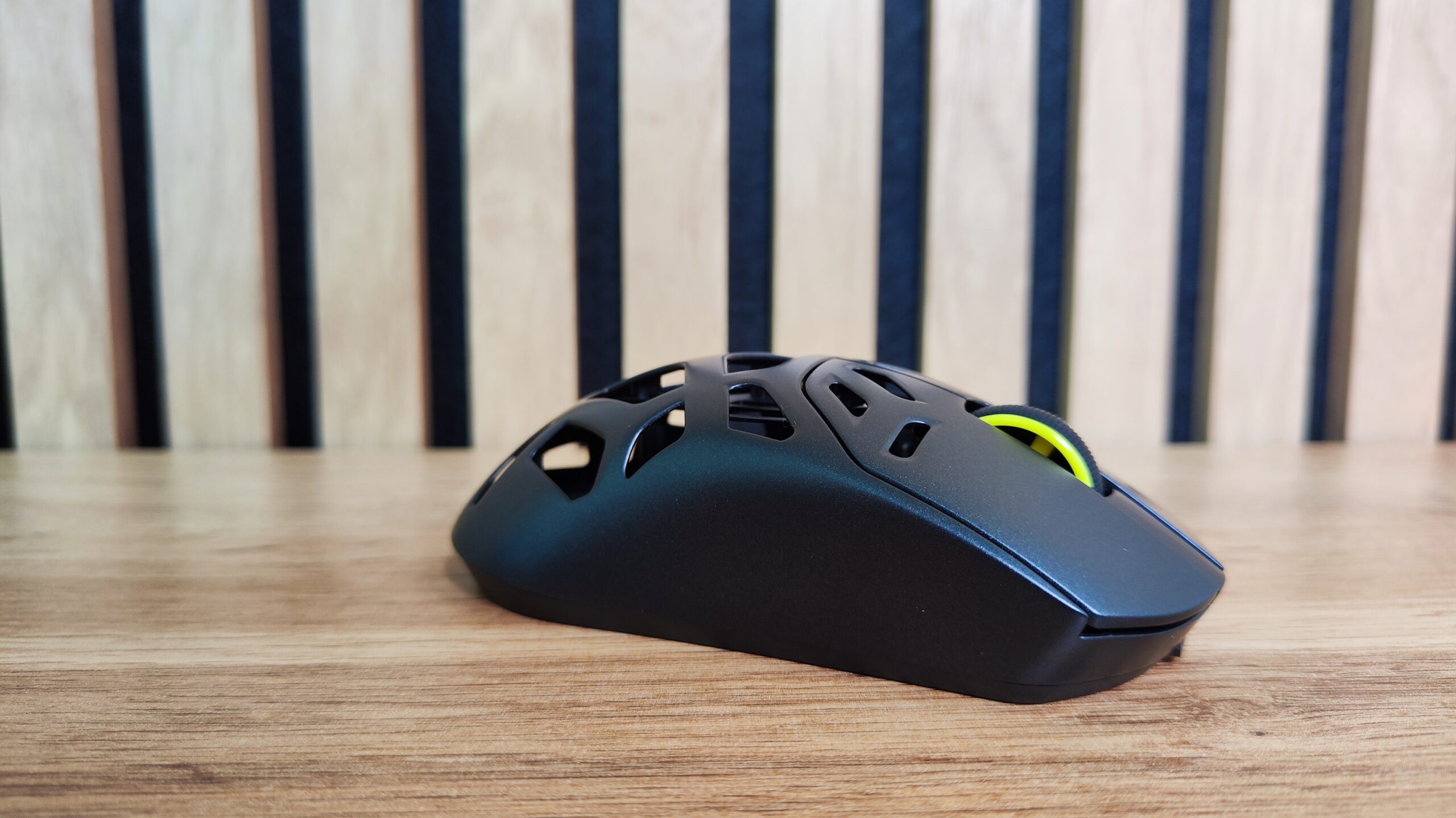 Corsair Sabre V2 Pro Wireless MG 6 scaled