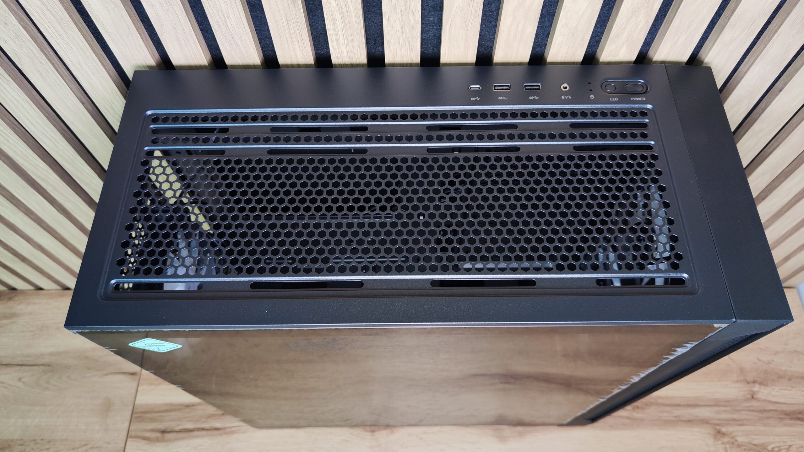 MSI Forge 321R Airflow 3 scaled