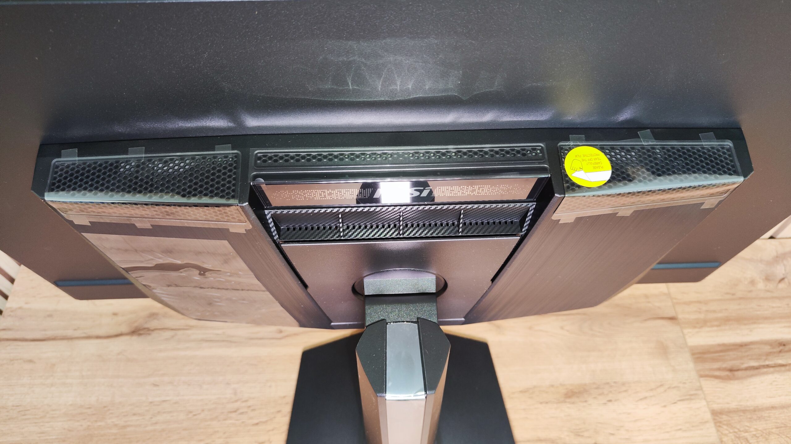 MSI MAG 322UP QD LED E16 5 scaled